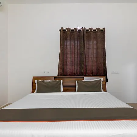 Hotel Capital O S V Residency Nalagandla